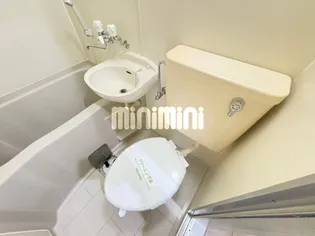 スリーブライト北浦和【2階】の内装