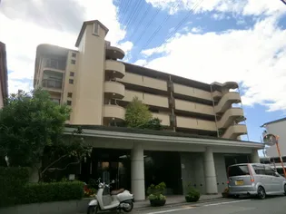 フローラ青山【2階】の外観