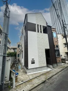 東京都中野区本町1【アパート】の外観