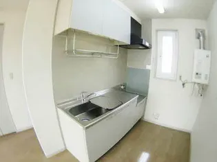 メゾンアマ-ニ【1階】のキッチン