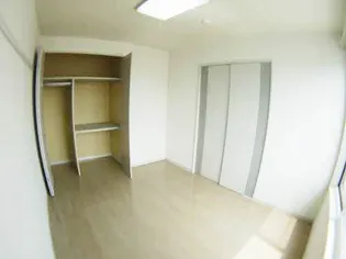 メゾンアマ-ニ【1階】の居間