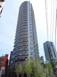 東京都港区南青山1【マンション】の外観