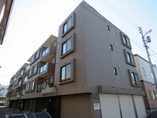 ラピス マリエールの画像