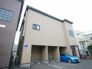 北海道札幌市東区北十六条東5【アパート】の外観