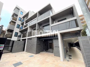 リビオメゾン湯島【3階】の外観