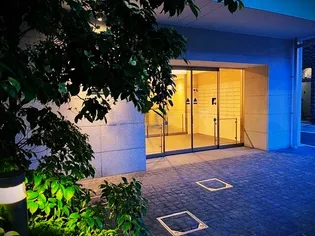 東京都新宿区東榎町【マンション】の外観