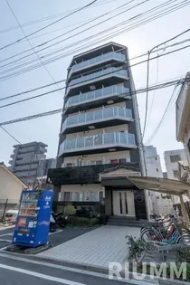 東京都新宿区下落合4【マンション】の外観