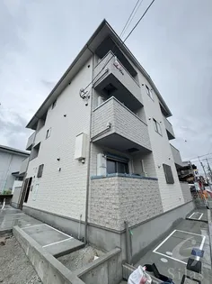 F ASECIA KUULEIの画像