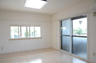 ベラ田園調布【3階】の居間