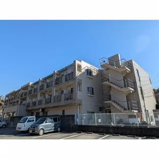 アミティ衣笠【2階】の外観