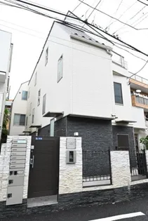 シーズ ガレリア南青山の画像