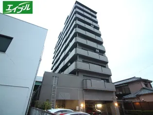 ラフェール高辻【4階】の外観