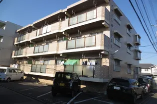 グリーンパーク前田【1階】の外観