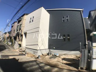 ファビュラス・インエクセス【1階】の外観