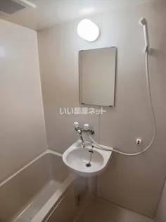 カルム・ラ・フォーレB棟【1階】の風呂