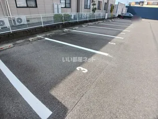 カルム・ラ・フォーレB棟【1階】の地図