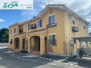 ルシヨン C棟【1階】の外観