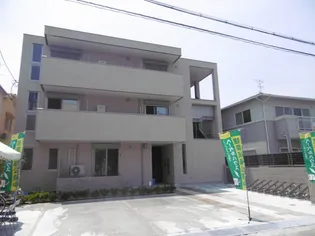 ディヴェルティ【2階】の外観