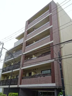 東京都渋谷区初台2【マンション】の外観