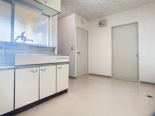 ヤマシチハイツ【1階】の居間