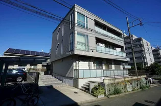 ヴァイセン レッセル【1階】の外観