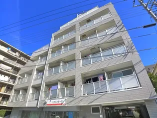 イーストアベニューの画像