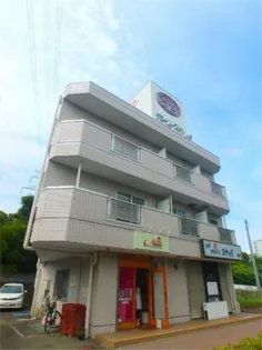 ファミリーナタマ3【2階】の外観