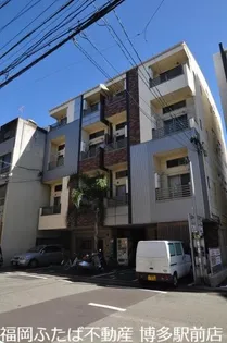 イル・グラッツィアマリーナVI【3階】の外観