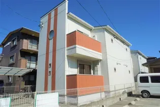 クレフラスト中島【2階】の外観
