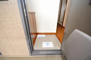 グランシャリオ B【2階】の玄関