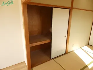 シャンピアスズキ【7階】の内装