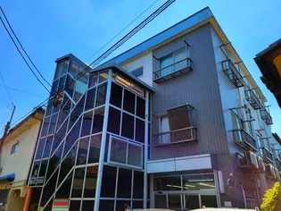 西川口ユニバーサルハイム【1階】の外観