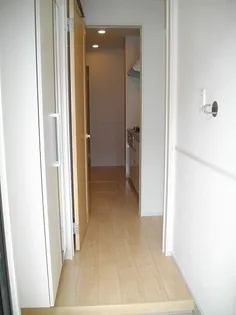 デァ・マーサII【1階】の玄関