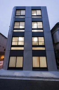 東京都中野区中野2【マンション】の外観