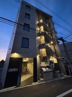 レイコー新八柱【4階】の外観