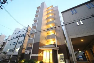 アベニール四天王寺【5階】の外観