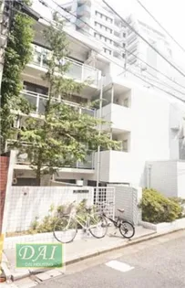 トップ広尾【2階】の外観