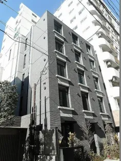 東京都新宿区四谷4【マンション】の外観