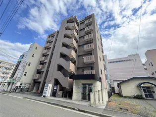 ラデュレの画像