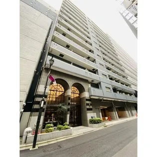 東京都中央区日本橋3【マンション】の外観