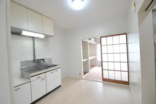 南ハイツ【2階】の居間