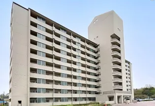 ビレッジハウス東松山タワー1号棟【6階】の外観