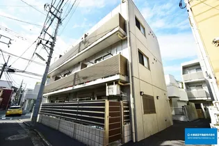 RoomA【3階】の外観