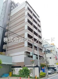 東京都新宿区新宿1【マンション】の外観