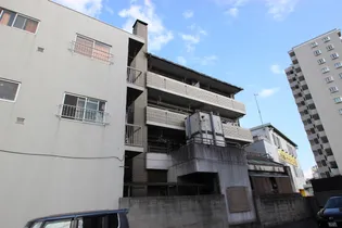 ハイライフ和誠【4階】の外観