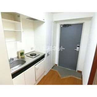 サザレビル【3階】の玄関