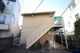 ハイツまか【1階】の外観