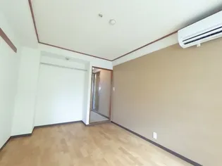 ドゥエル石川【2階】の外観