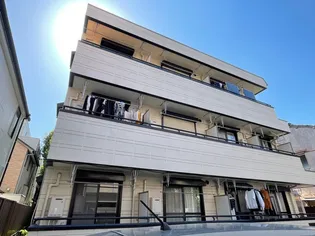 ベルトゥリ-ハイツ【1階】の外観