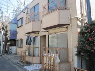 アーバンリゾート三軒茶屋8【2階】の外観